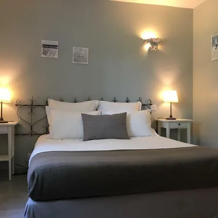 La Soucarede Guest house *